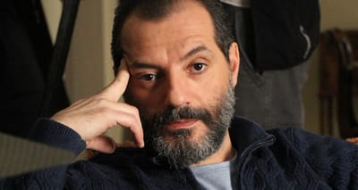 عادل كرم يروي تجربته الصعبة مع كورونا...