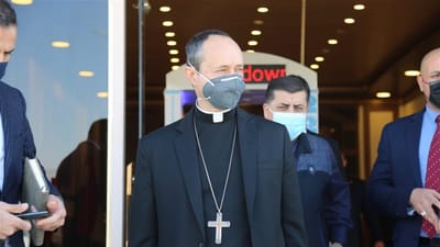 وفد بابا الفاتيكان يصل إلى النجف الأشرف