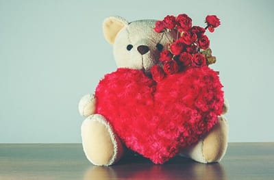 في عيد الحب ... يسوع هو الحب