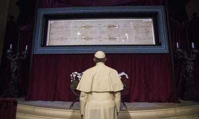 تحليل علمي مفصّل عن الكفن المقدس