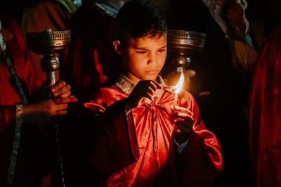 لِكَي تَصِيرُوا بُسَطَاءَ لا لَومَ عَلَيْكُم