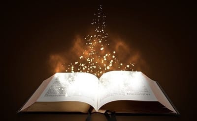 الثروة داخل الكتاب