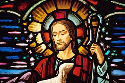 «لو كُنْتُ أَنْطِقُ بِأَلْسِنَةِ النَّاسِ وَالمَلائِكَة، ولَمْ تَكُنْ فِيَّ المَحَبَّة، فإِنَّمَا أَنَا نُحَاسٌ يَطِنّ، أَوْ صَنْجٌ يَرِنّ»