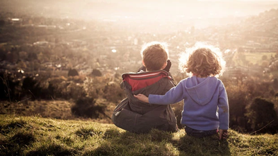 مَنْ كَانَتْ لَدَيْهِ وَصَايَاي ويَحْفَظُهَا، هُوَ الَّذي يُحِبُّنِي