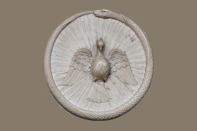 "هَا أَنَا أُرْسِلُكُم كَالخِرَافِ بَيْنَ الذِّئَاب. فَكُونُوا حُكَمَاءَ كَالحَيَّات، ووُدَعَاءَ كَالحَمَام..."