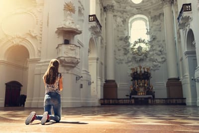 "جِئْتُ أُلْقِي عَلَى الأَرْضِ نَاراً..."