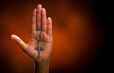 معجزة تكشف عن قوّة الصليب العظيمة!