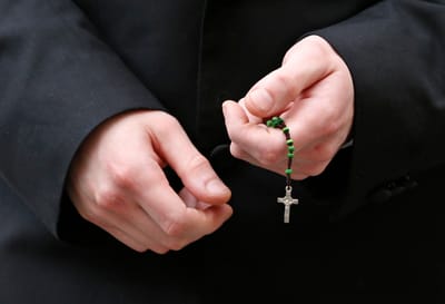 صلّوا صلّوا و لا تملّوا...