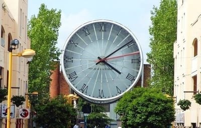 النور الحقيقي