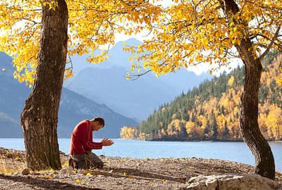 «لأَتَعَزَّى مَعَكُم وَبَيْنَكُم بإِيْمَانِي وإِيْمَانِكُمُ المُشْتَرَك»