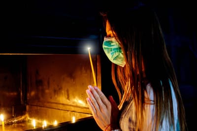 «عِنْدَمَا تَرْفَعُونَ ٱبْنَ الإِنْسَان، تَعْرِفُونَ حِينَئِذٍ أَنِّي أَنَا هُوَ»