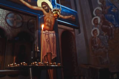 «وجَاءَ فَعَلَةُ السَّاعَةِ الخَامِسَةِ مَسَاءً فَأَخَذَ كُلٌّ مِنْهُم دينَارًا»