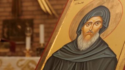 «إِنَّ حَبَّةَ الحِنْطَة، إِنْ لَمْ تَقَعْ في الأَرضِ وتَمُتْ، تَبْقَى وَاحِدَة.»