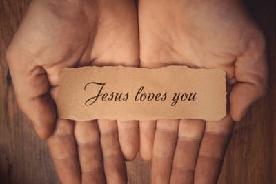 "فَعَلَيْكُم أَنْتُم أَيْضًا أَنْ يَغْسِلَ بَعْضُكُم أَقْدَامَ بَعْض..."