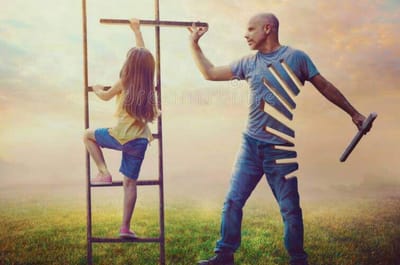 شو ما صار أركُض تخبّى فيه!