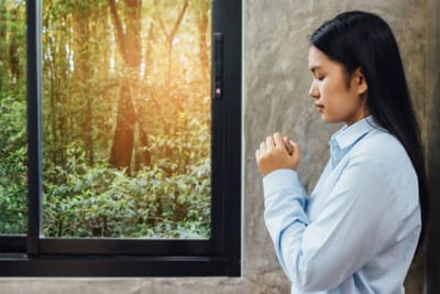 "يا جَاهِل، في هذِهِ اللَّيْلَةِ تُطْلَبُ مِنْكَ نَفْسُكَ. وَمَا أَعْدَدْتَهُ لِمَنْ يَكُون؟..."