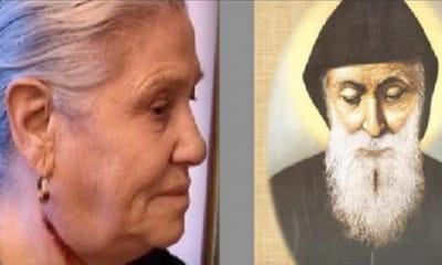 عاجل!! بالفيديو : صورة مار شربل لدى السيّدة نهاد الشامي تنضح زيتاً دون توقف