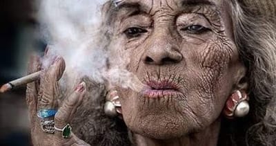 الحقيقة أمام المرآة!