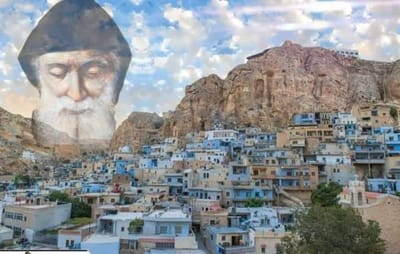 بالفيديو والصور : بعد الحروب... رفع تمثال ضخم لمار شربل في معلولا