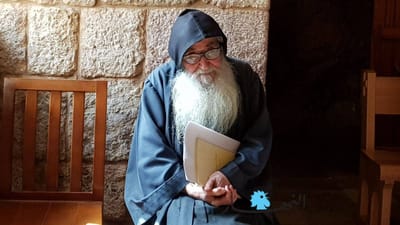 عاجل : الأب الحبيس من المصابين - دير مار أنطونيوس يقفل أبوابه بسبب الكورونا