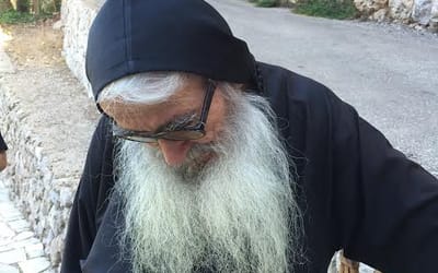 بعد إصابته بفيروس كورونا، يوحنا الحبيس كيف أصبحت حالته الصحية؟