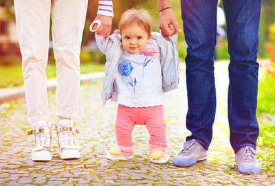 حتى إذا نَضجَ القَمحُ، حمَلَ الرَّجُلُ مِنجَلَهُ في الحالِ، لأنَّ الحَصادَ جاءَ