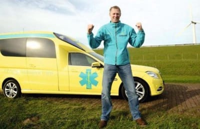 قصة سائق سيارة الإسعاف الذي يحقق أمنيات المرضى قبل وفاتهم!