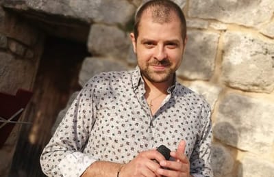 ترنيمة ميلاديّة جديدة للمرنّم شارل زغيب "يا من وُلدتَ من أجلي"