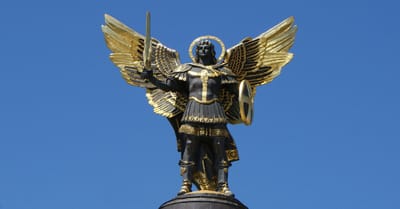 صلاة إلتماس حماية ودفاع وغلَبة القدّيس ميخائيل رئيس الملائكة