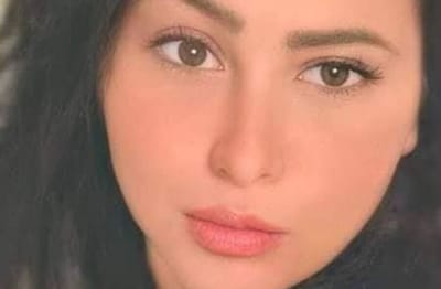 بالصور- سيارة رباعية الدفع اصطدمت بها بطريقة جنونية... ابنة الـ28 عاماً ضحية حادث سير مروع!