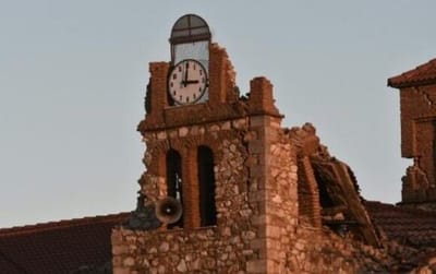 زلزال قويّ يضرب وسط اليونان مخلّفاً جرحى وأضراراً ماديّة واسعة في المباني والكنائس