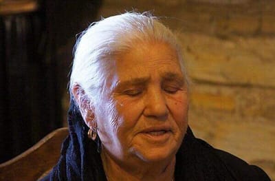 قصة نهاد الشامي والمعجزات التي أجراها لها القدّيس شربل