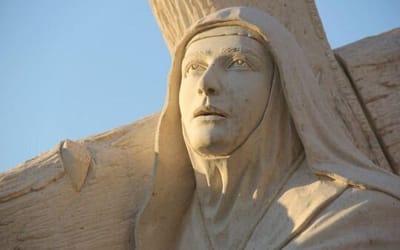 موجوع؟ صلّي للقدّيسة رفقا...