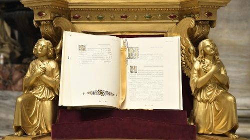 البابا فرنسيس : من يتجاهل الكتاب المقدس يتجاهل المسيح