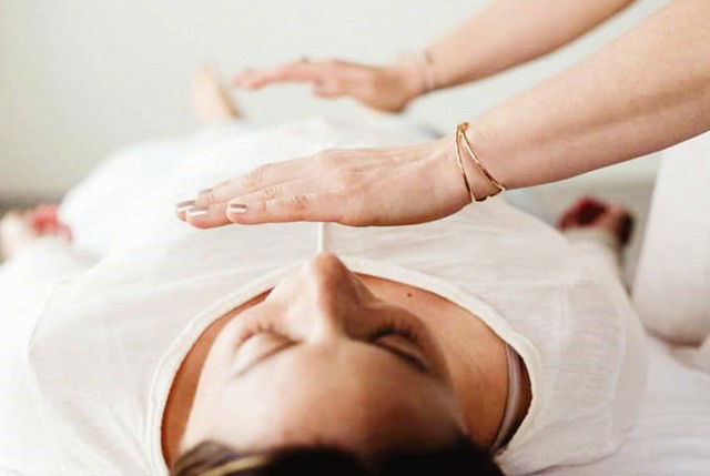 الصلاة المسيحية والمعالجة بالطاقة /جيزل فرح طربيه/