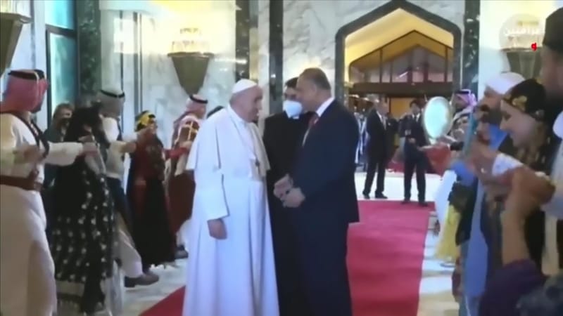 حين تلتقي القلوب البيضاء والموسيقى والسلام... فيديو