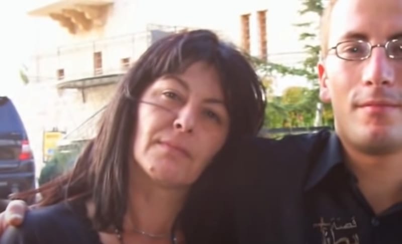 مسلمة تعتنق المسيحية... لن تصدقوا ما حدث معها!.... إليكم حقيقة ما جرى (فيديو)