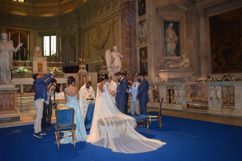 العرسان ميشال و باميلا... فكرة محبة لبنانية في روما...