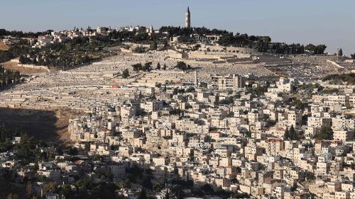 البابا يعيّن المطران إيلانا سفيراً بابوياً في إسرائيل وقاصداً رسوليا في القدس وفلسطين