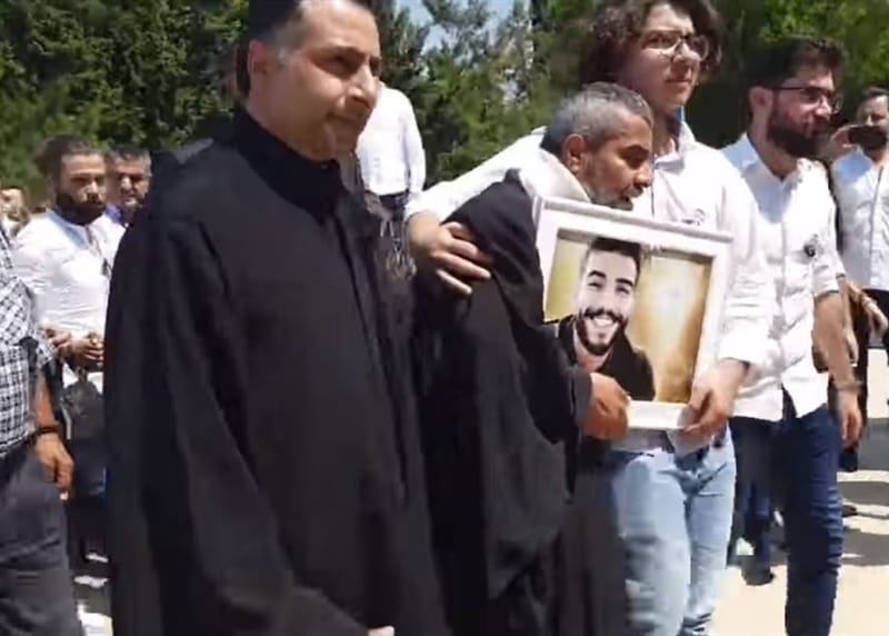 كلمة كريس لأخيه الراحل ماتيو مجدي العلاوي... من الروح إلى الروح... قمّة الألم والرجاء!