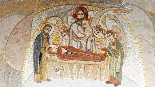 البابا فرنسيس: تذكرنا مريم اليوم أن الله يدعونا أيضًا إلى مصير المجد عينه