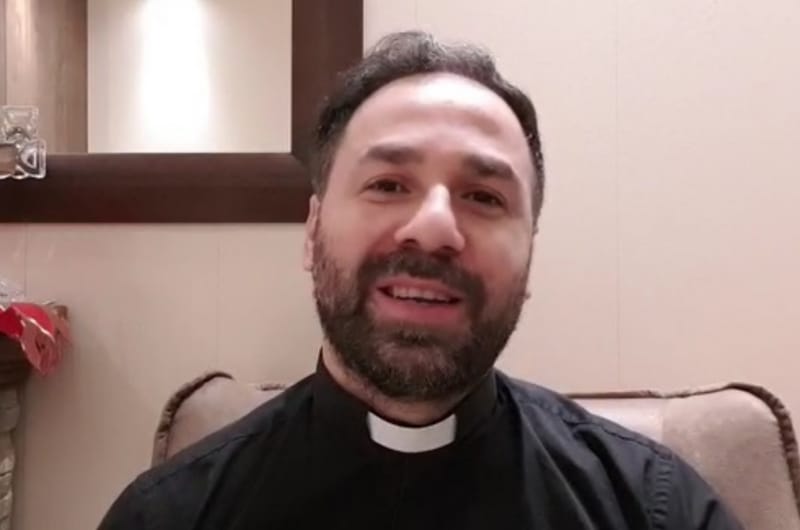 بالفيديو : المعركة على المثليّة الجنسيّة وكلّ الأفكار الغريبة - الأب بيتر حنا