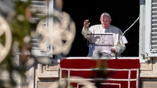 البابا فرنسيس : في العذراء مريم إقترب الله منا