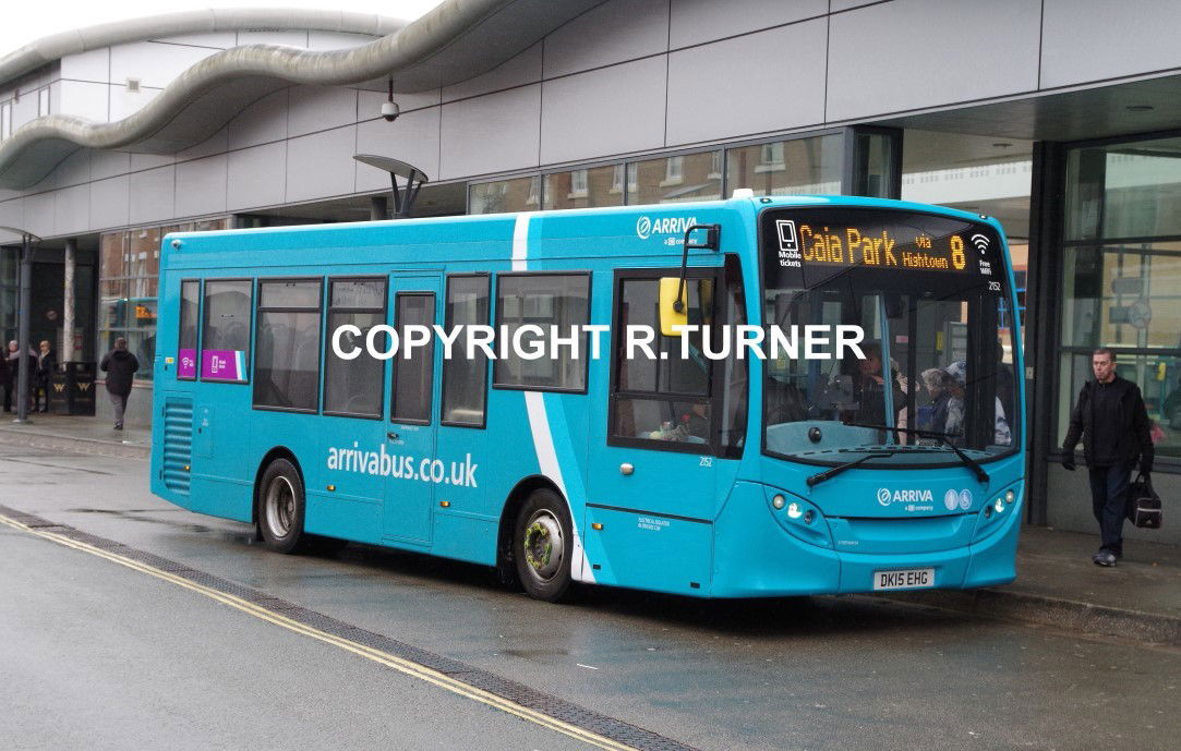 Arriva Buses Wales 2152 DK15 EHG.