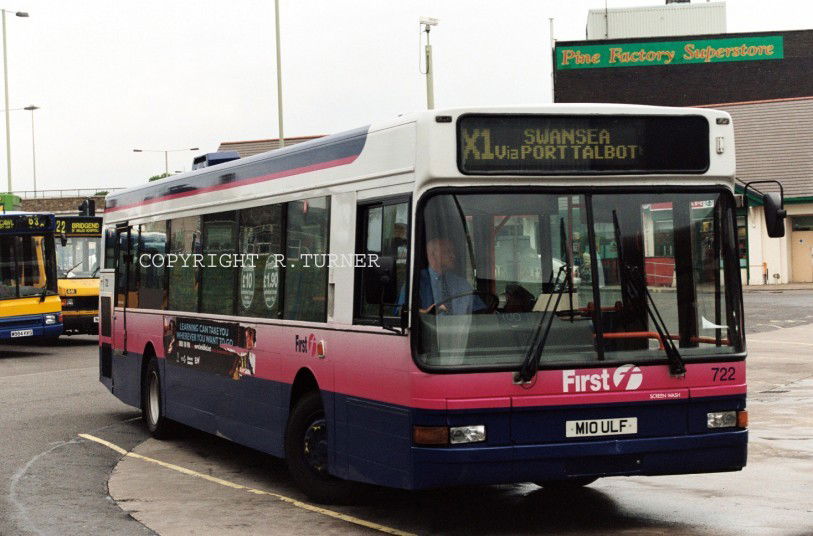 First Cymru 722 M10 ULF.