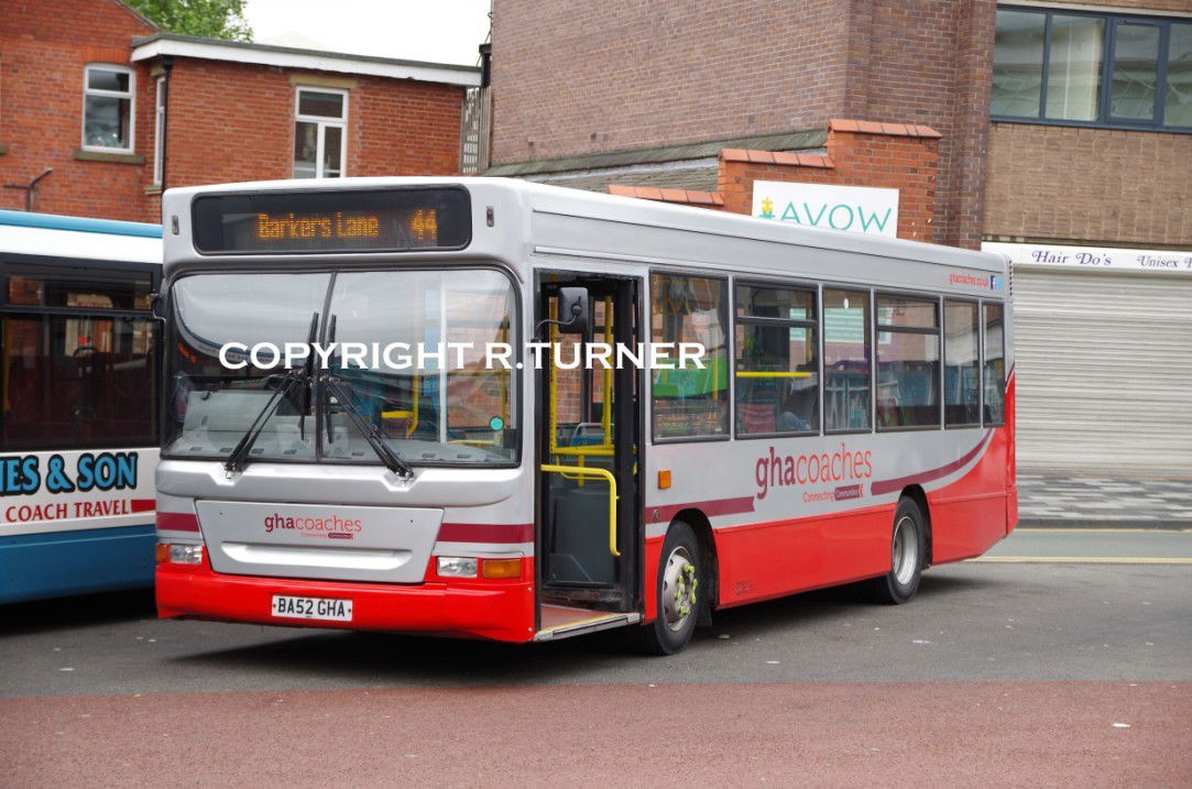 GHA Coaches 1533 BA52 GHA.