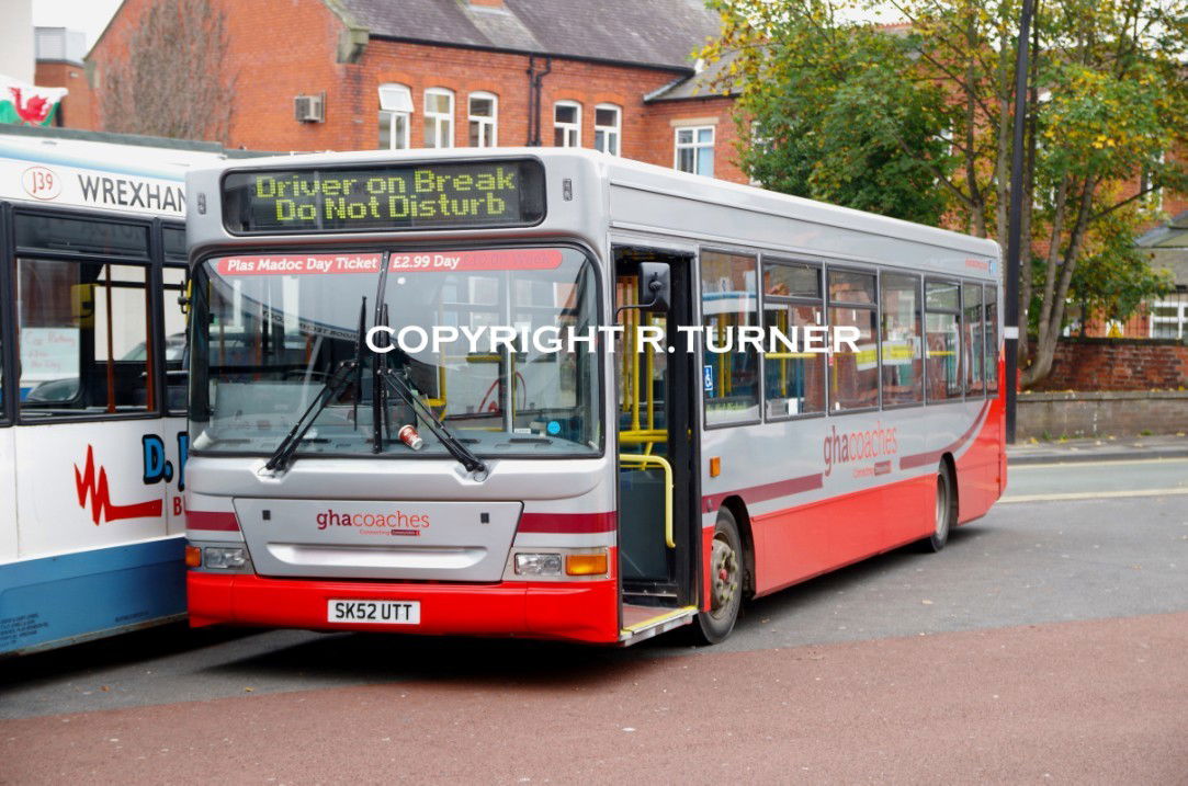 GHA Coaches 1506 SK52 UTT.