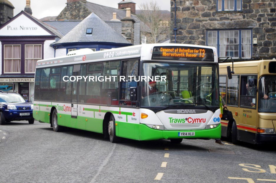 GHA Coaches 2102 YR14 HLU.