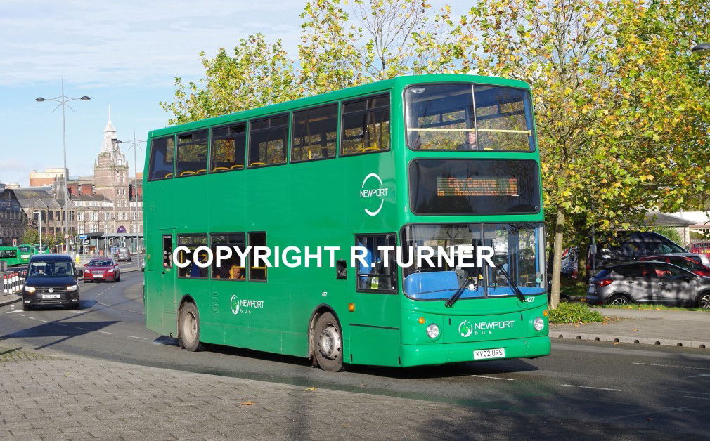 Newport Bus 427 KV02 URS.