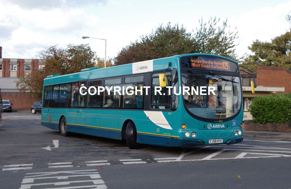 Arriva Midlands North 3913 FJ58 HYX.